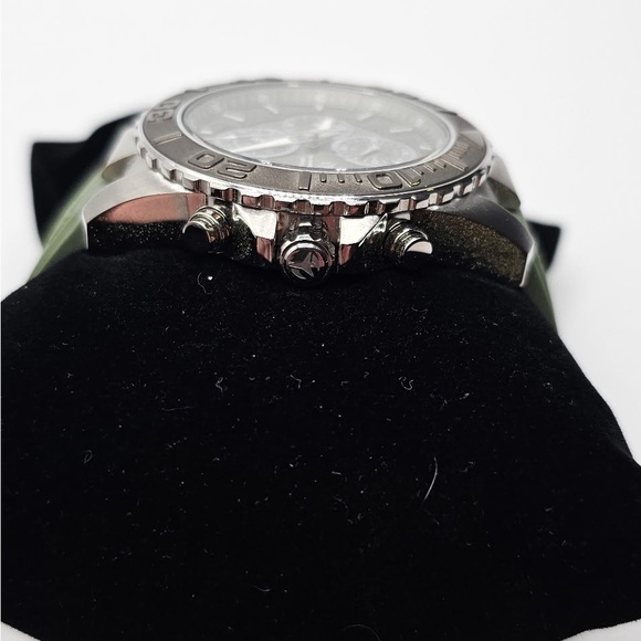 Invicta Technomarine Green and Silver Watch - Picture 3 of 3